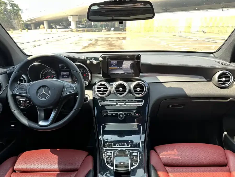 Mercedes Benz GLC coupe