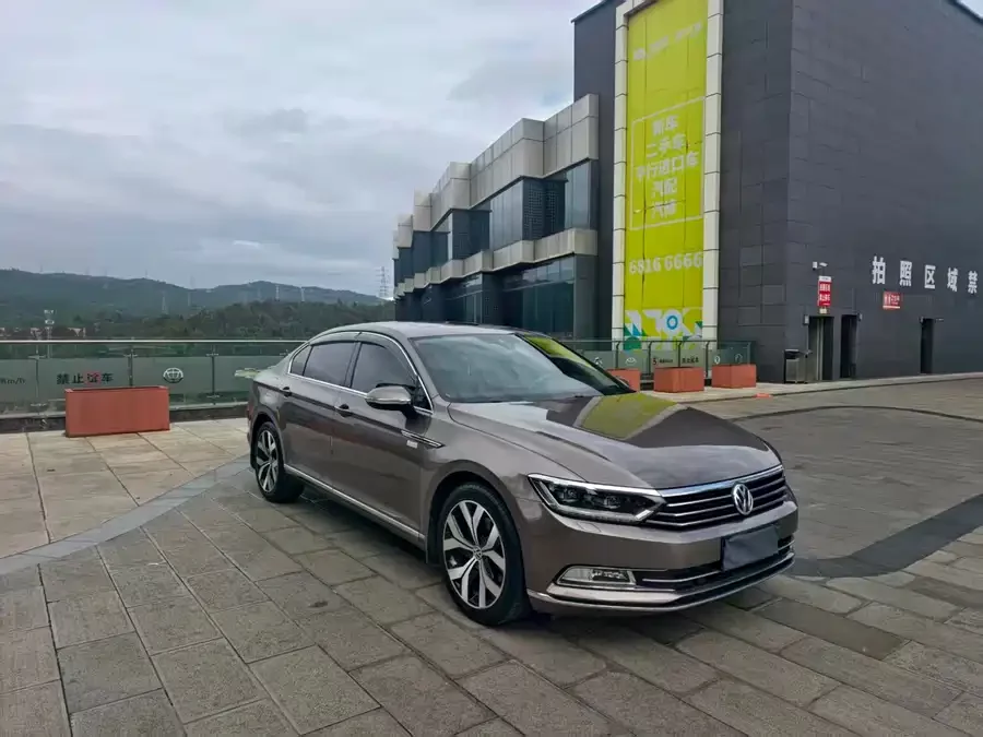 Volkswagen Magotan