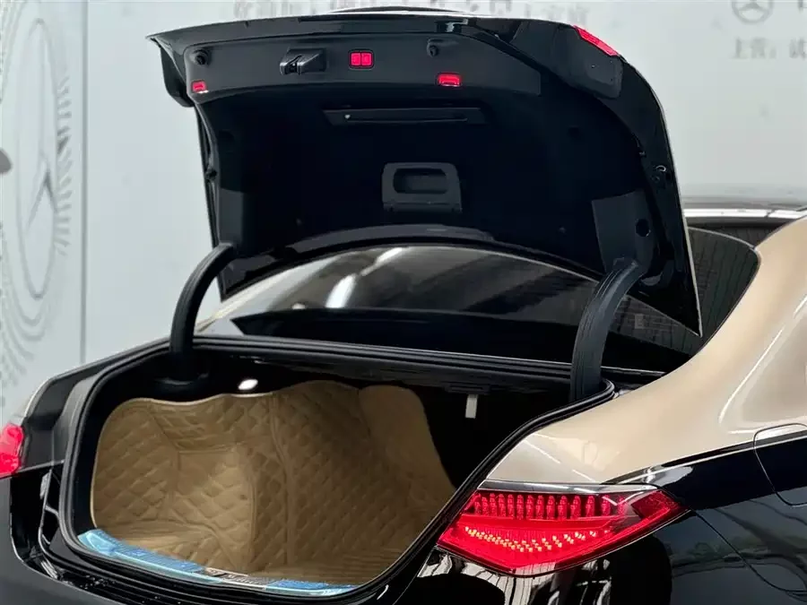 Mercedes Benz Maybach S-Class