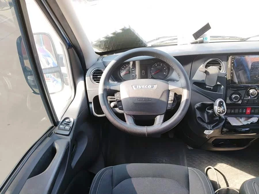 Iveco Wolfson