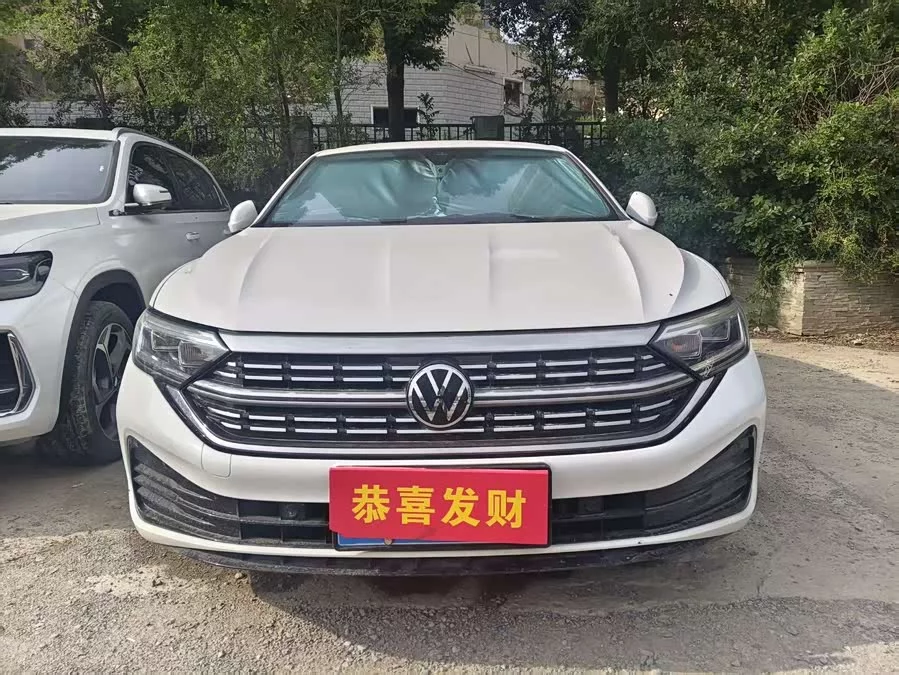 Volkswagen Sagitar