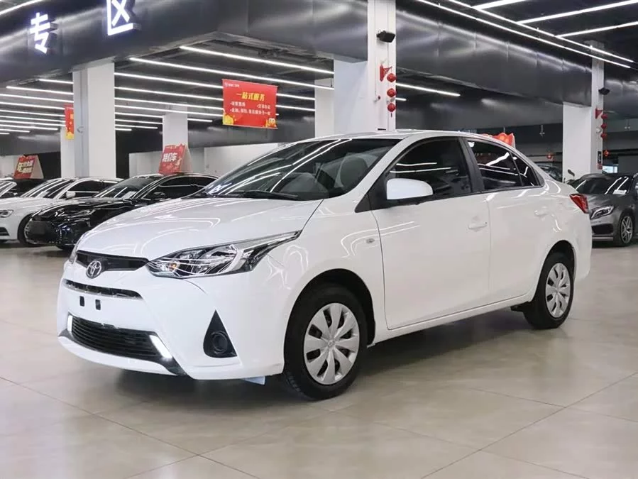 Toyota YARiS L Enjoy
