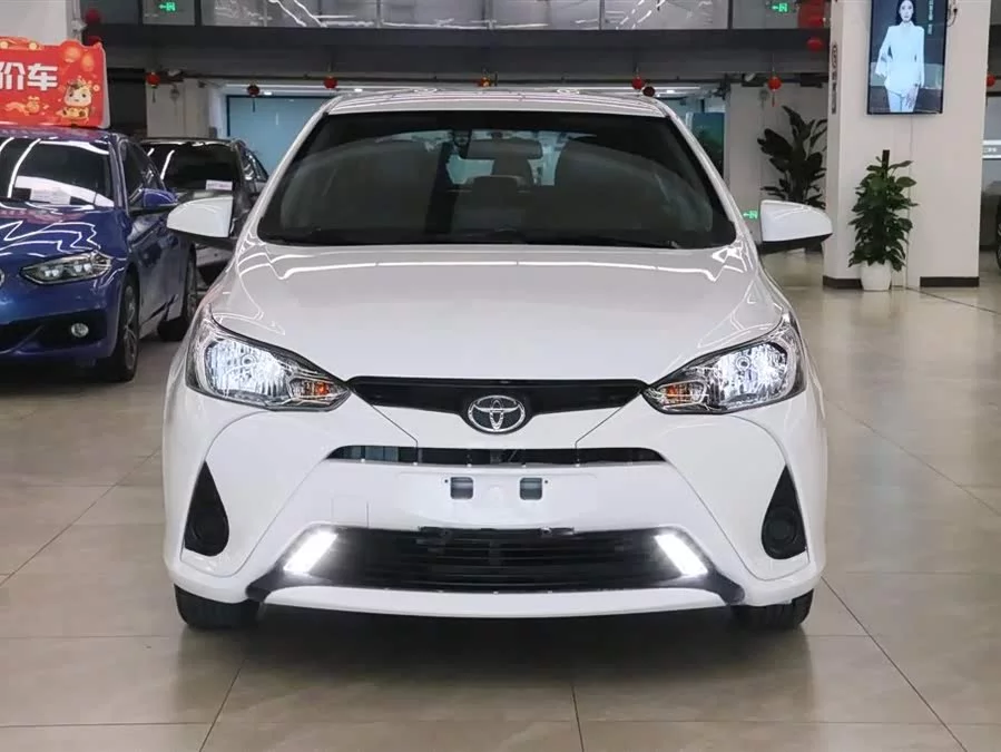 Toyota YARiS L Enjoy