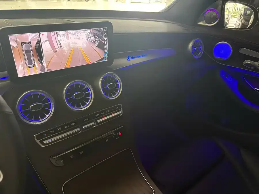 Mercedes Benz GLC