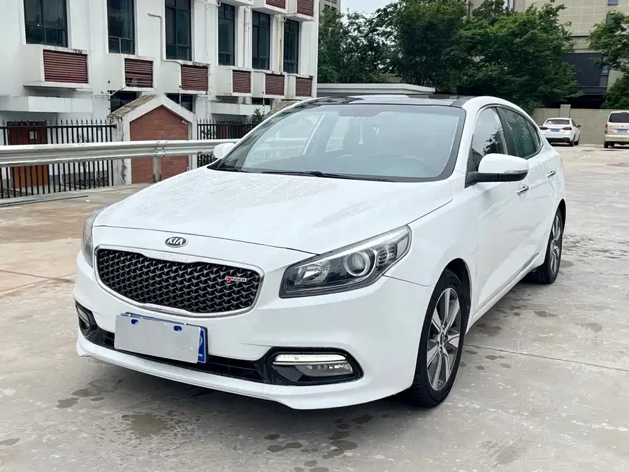 Kia K4