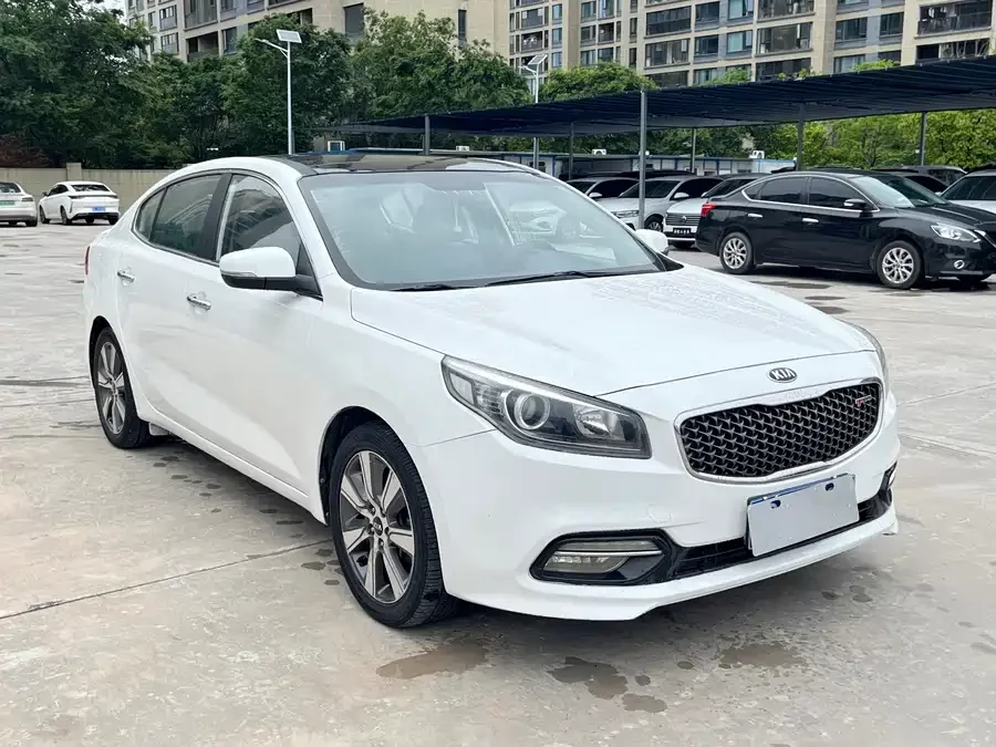 Kia K4