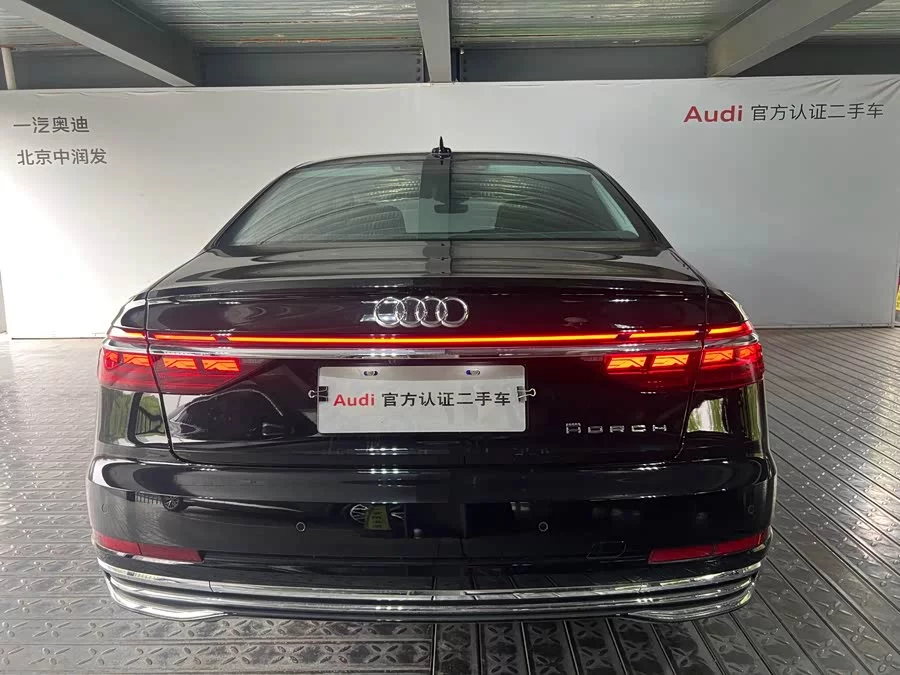 Audi A8