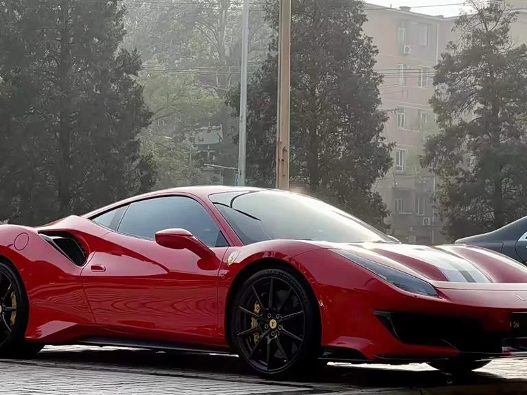 Ferrari 488