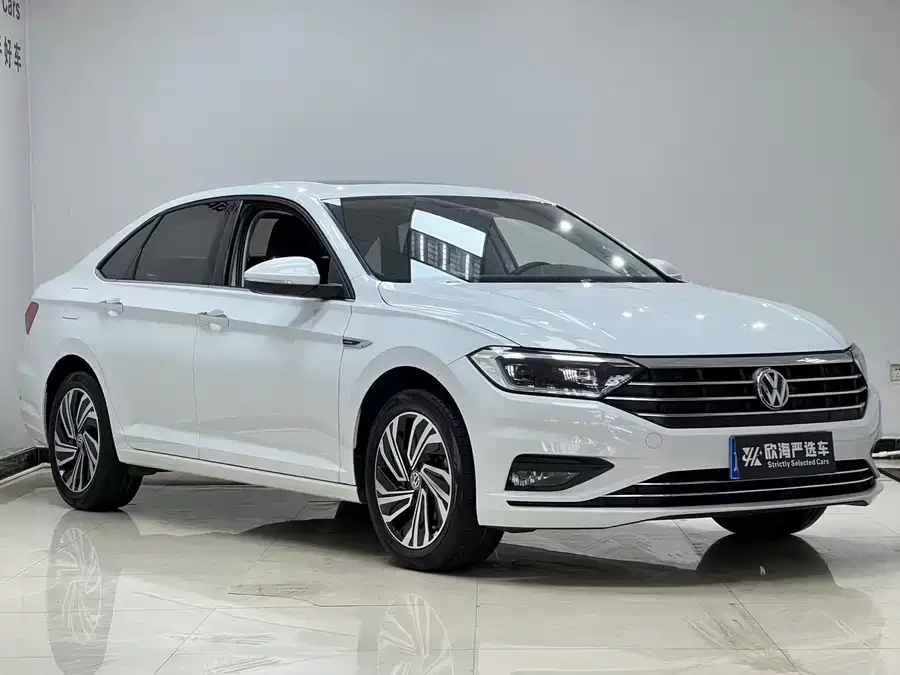 Volkswagen Sagitar