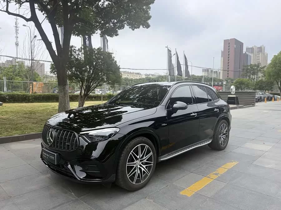 Mercedes Benz GLC AMG
