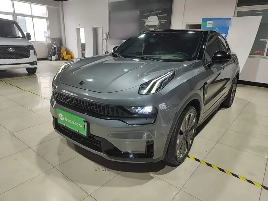Lynk & Co 05 EM-P