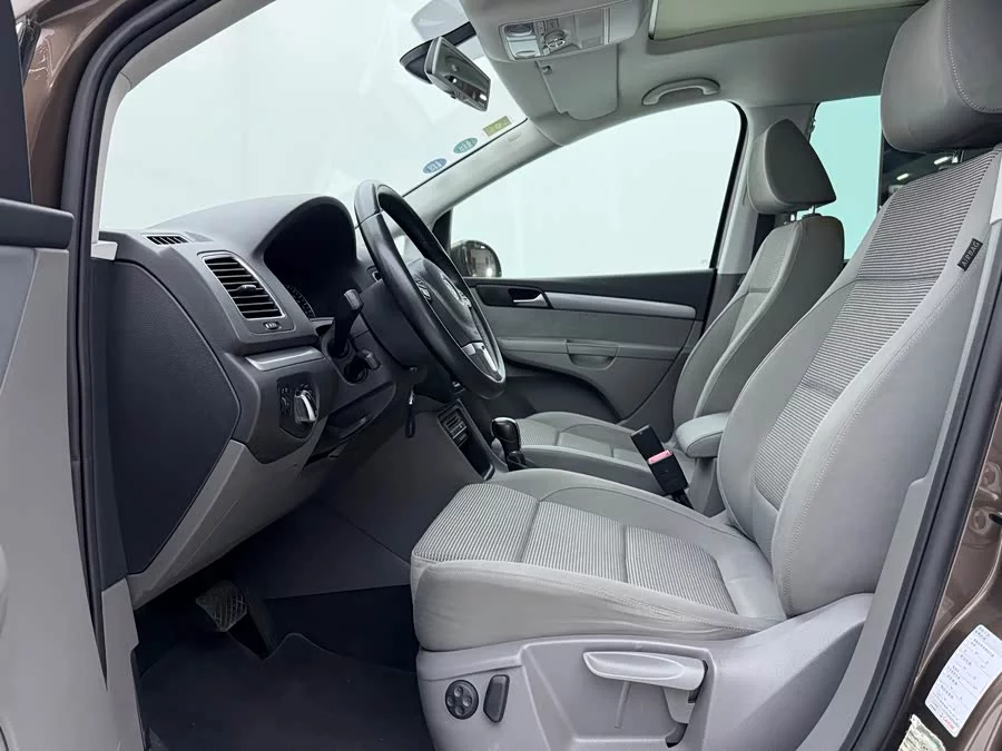 Volkswagen Sharan