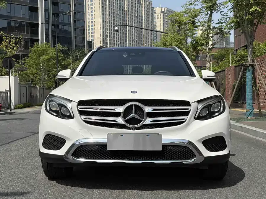 Mercedes Benz GLC