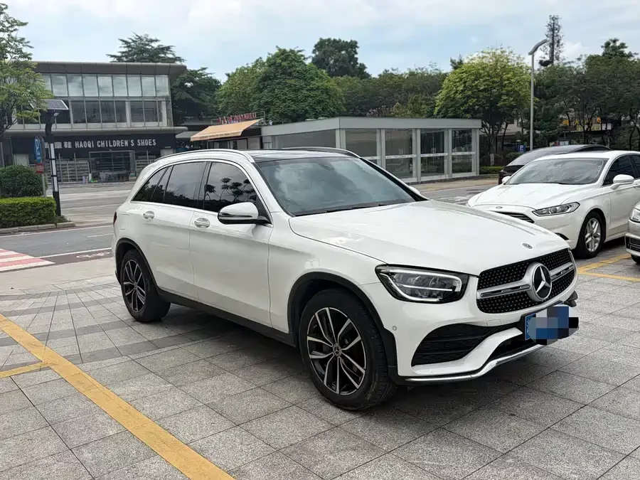 Mercedes Benz GLC