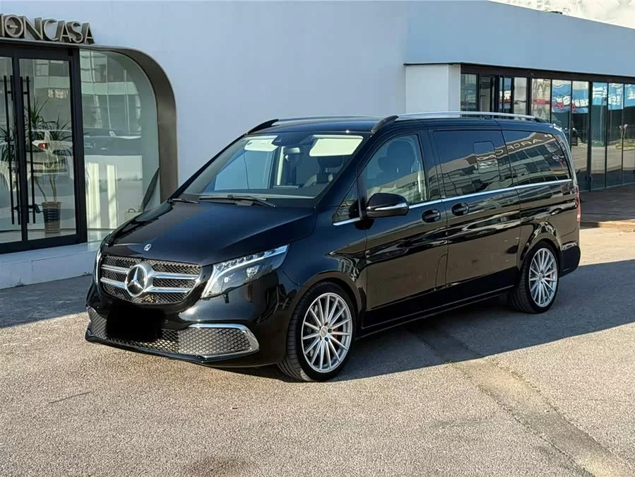 Mercedes Benz Class V
