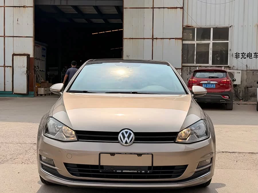 Volkswagen golf