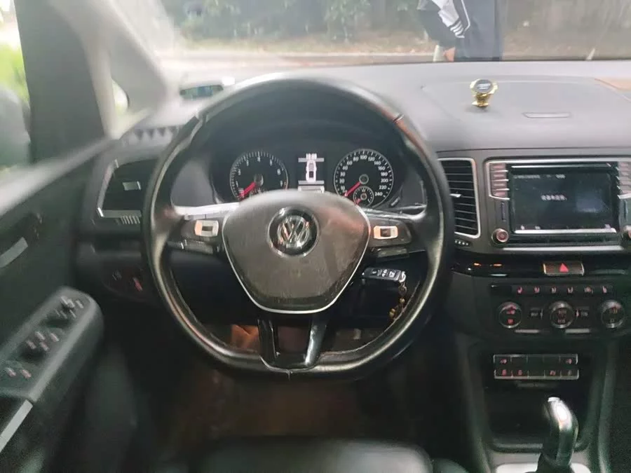 Volkswagen Sharan