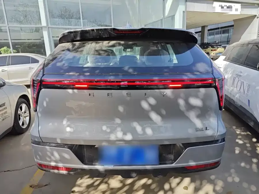 Geely Boyue L