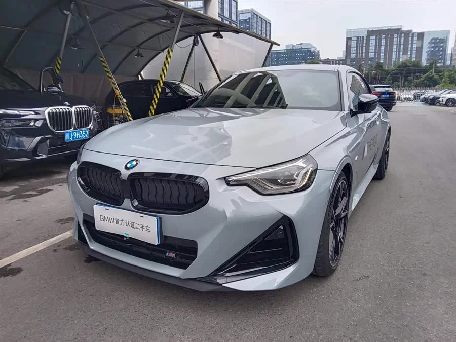 BMW M240i