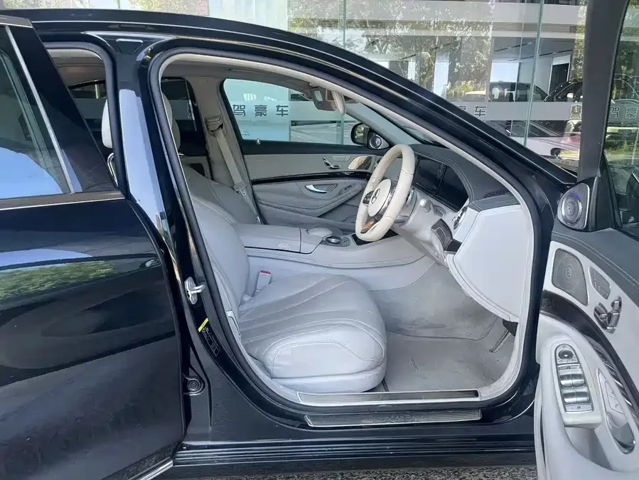 Mercedes Benz S class