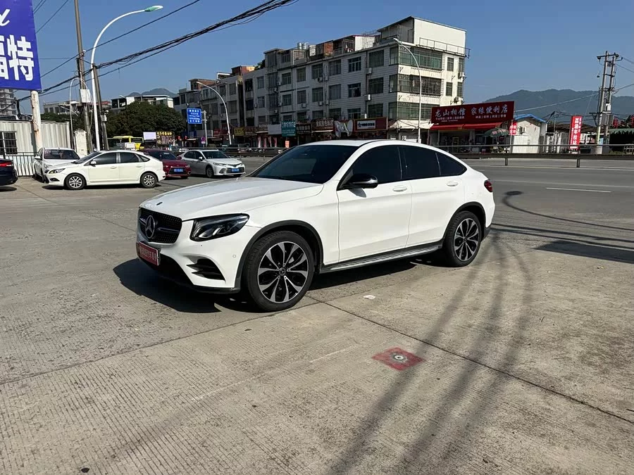 Mercedes Benz GLC coupe