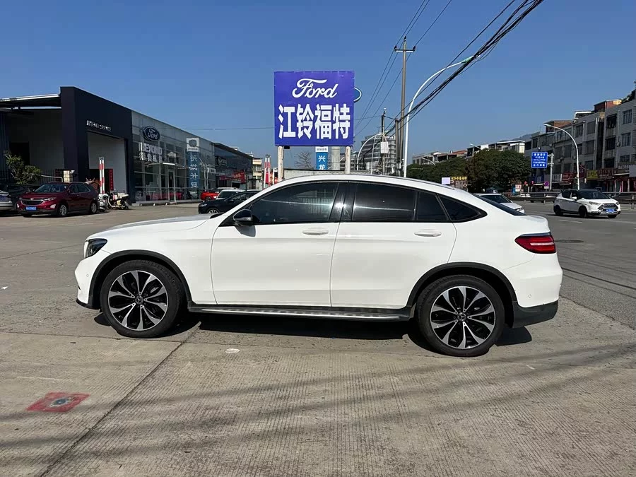 Mercedes Benz GLC coupe