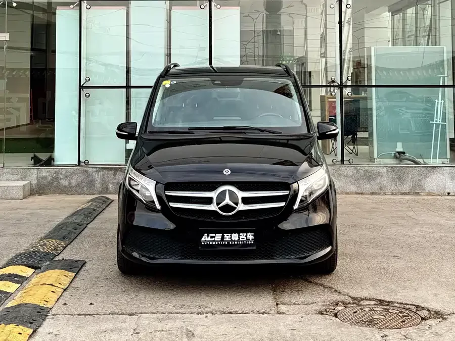 Mercedes Benz Class V