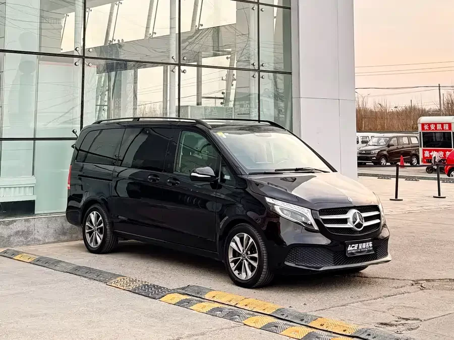 Mercedes Benz Class V