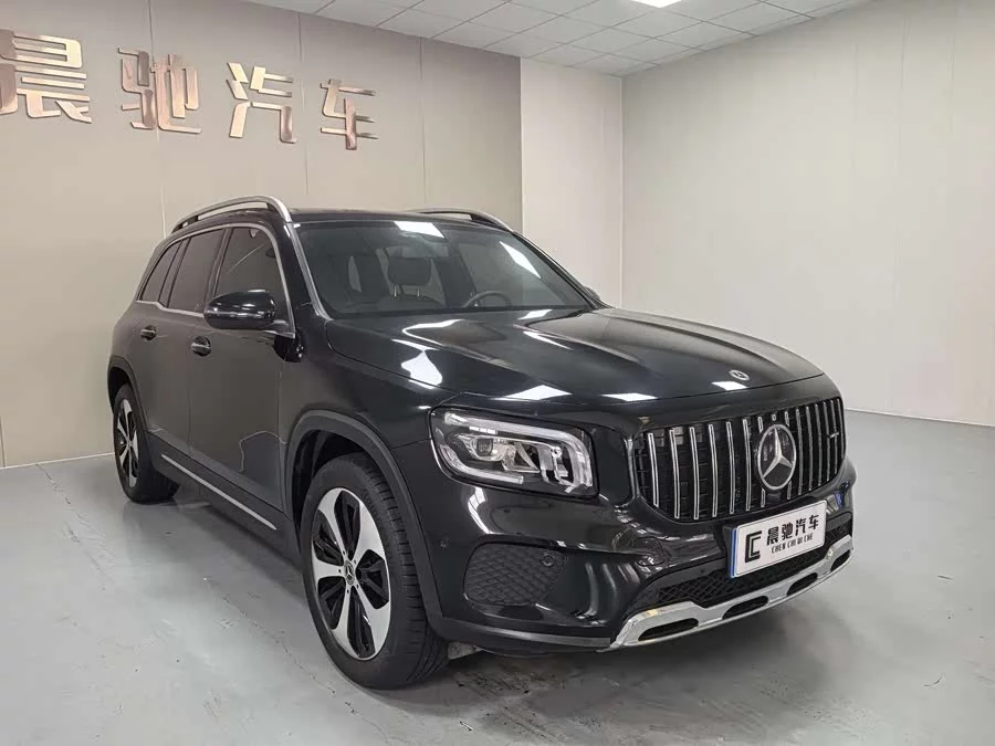 Mercedes Benz GLB