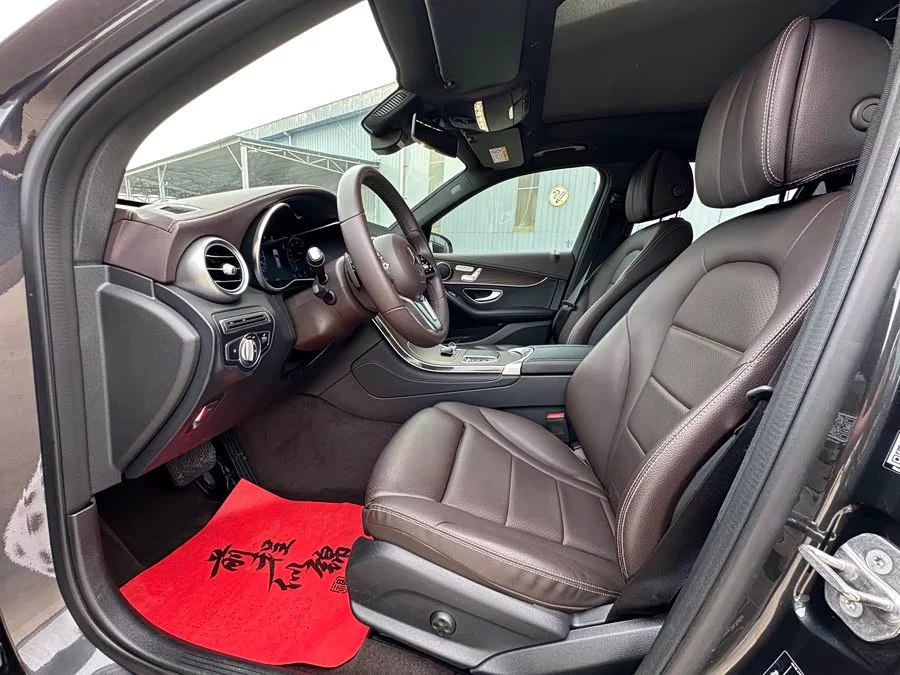 Mercedes Benz GLC