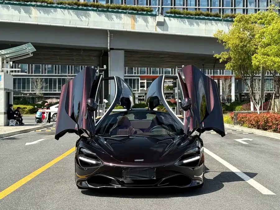 McLaren 720S
