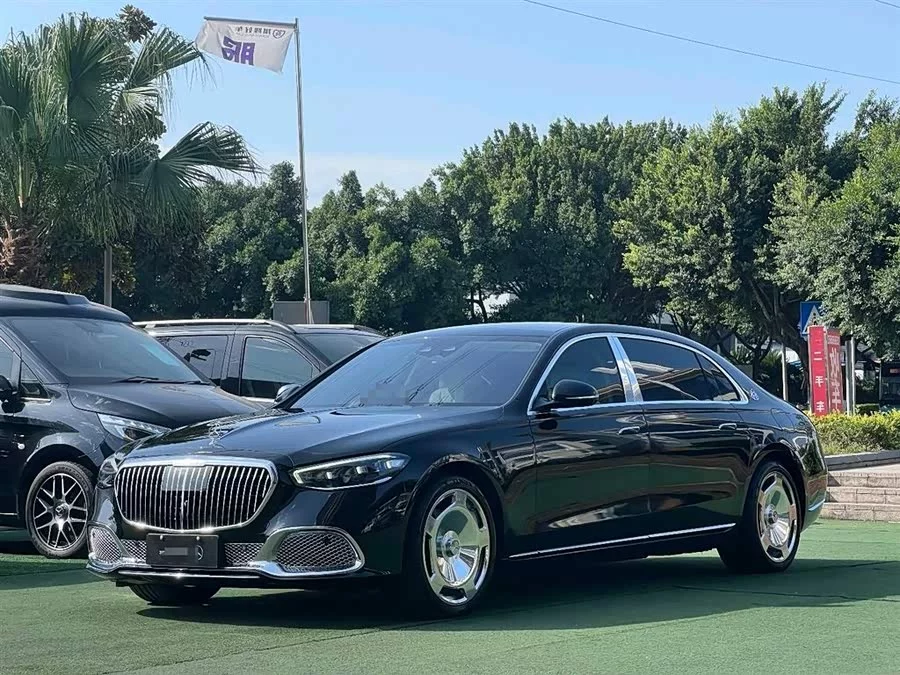 Mercedes Benz Maybach S-Class