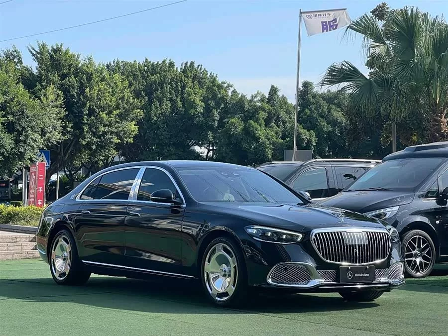 Mercedes Benz Maybach S-Class