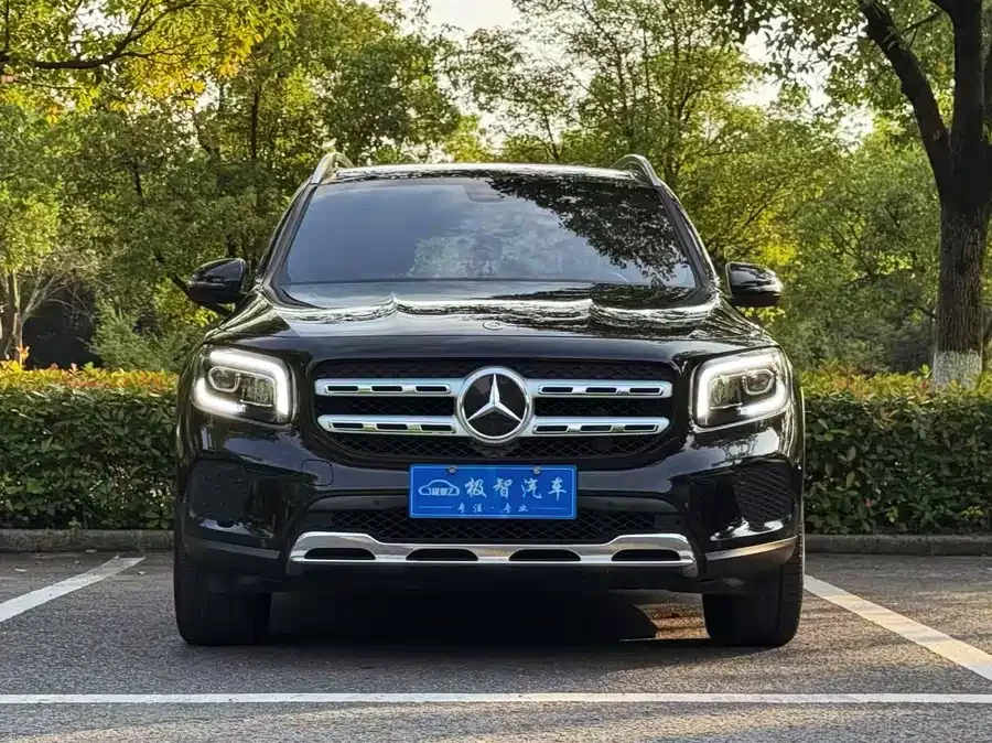 Mercedes Benz GLB