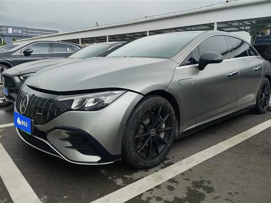 Mercedes Benz EQE