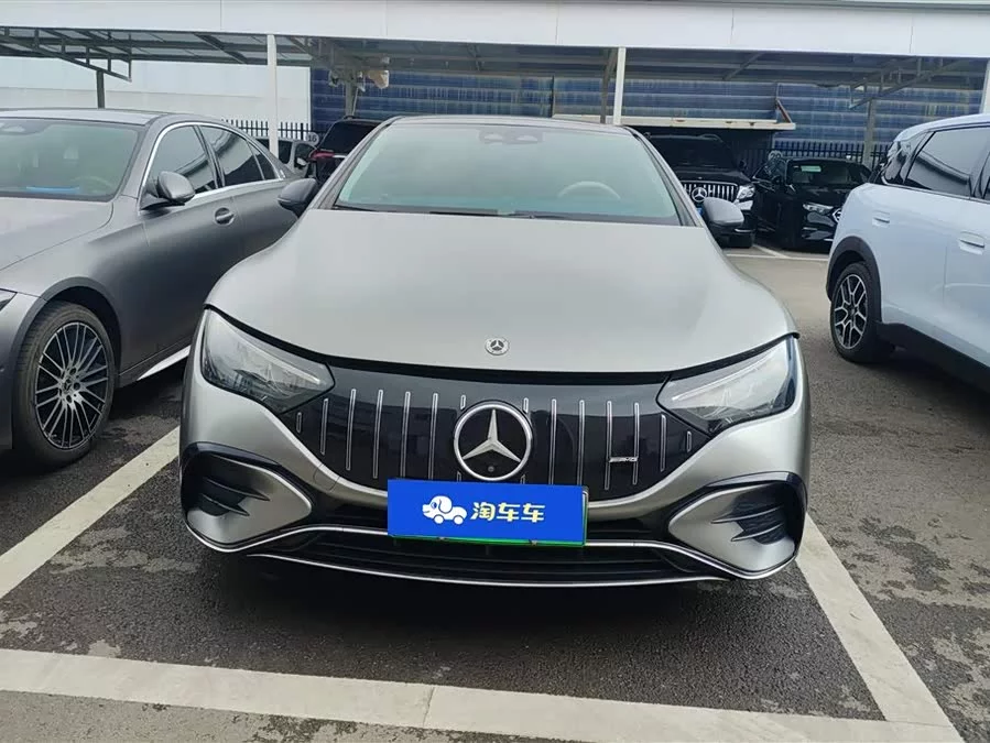 Mercedes Benz EQE