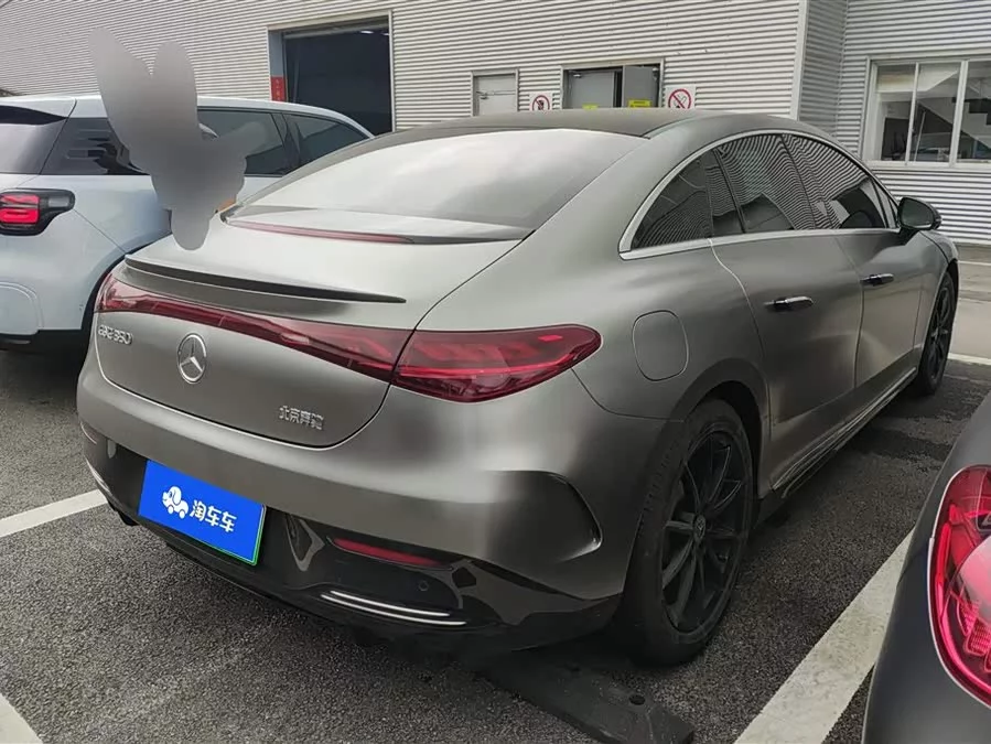 Mercedes Benz EQE