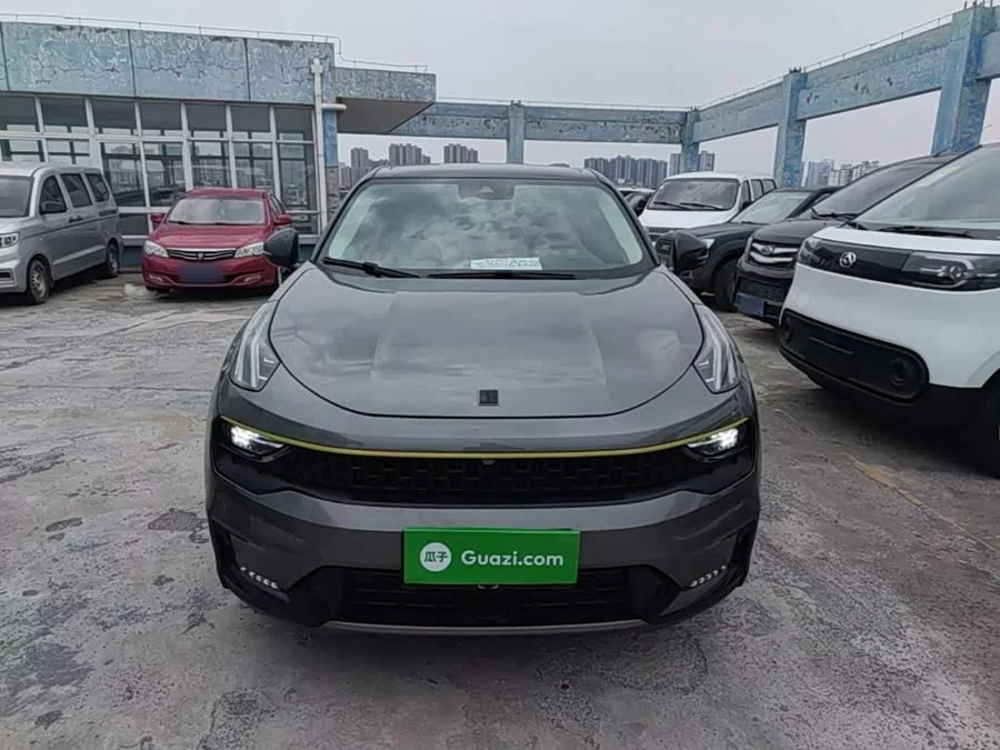 Lynk & Co 05