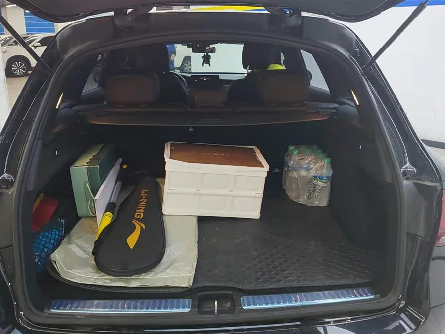 Mercedes Benz GLC