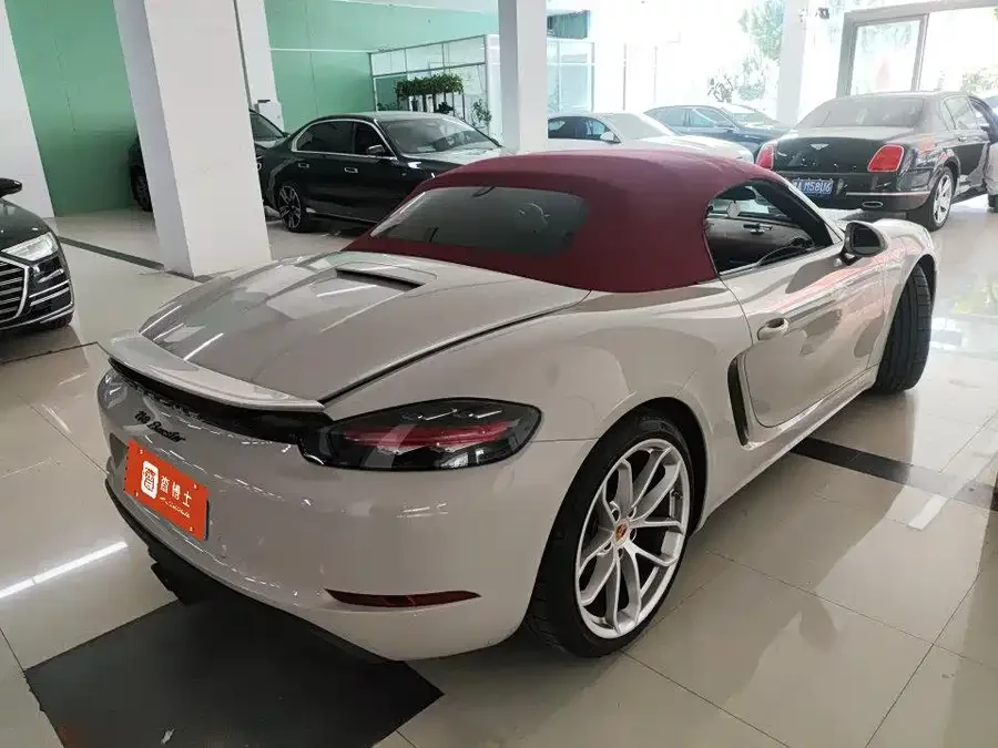 Porsche 718