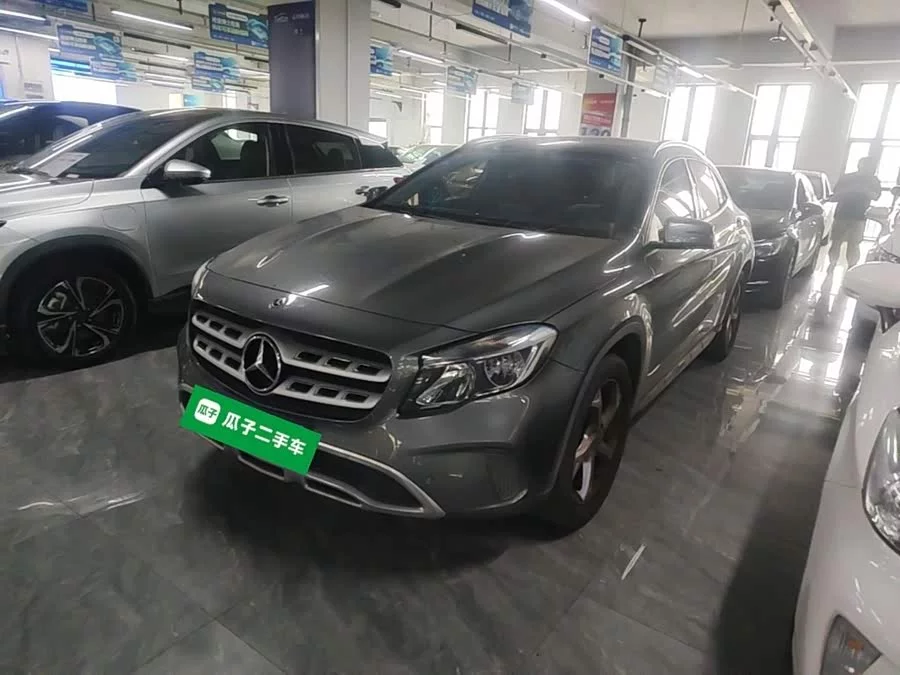Mercedes Benz GLA