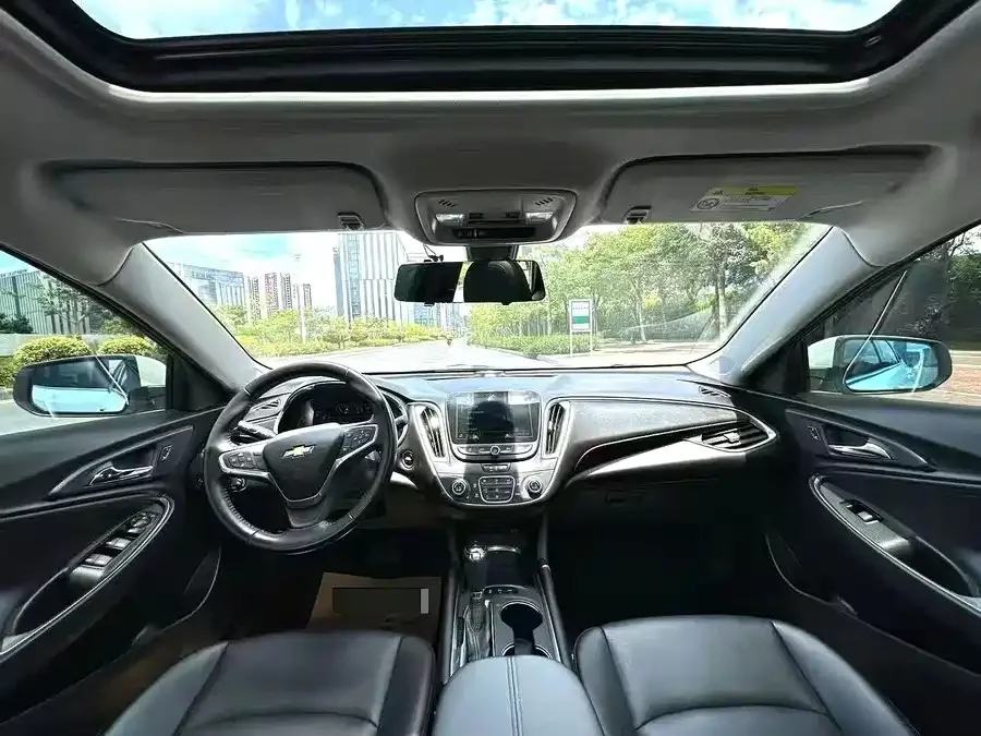 Chevrolet Malibu XL