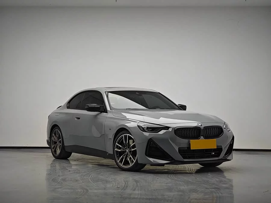 BMW M240i