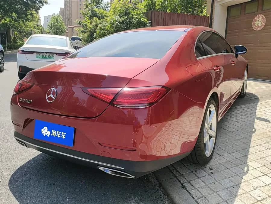 Mercedes Benz CLS