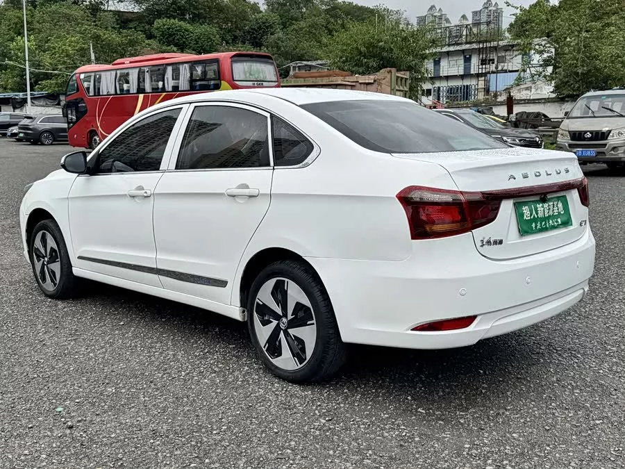 Dongfeng E70