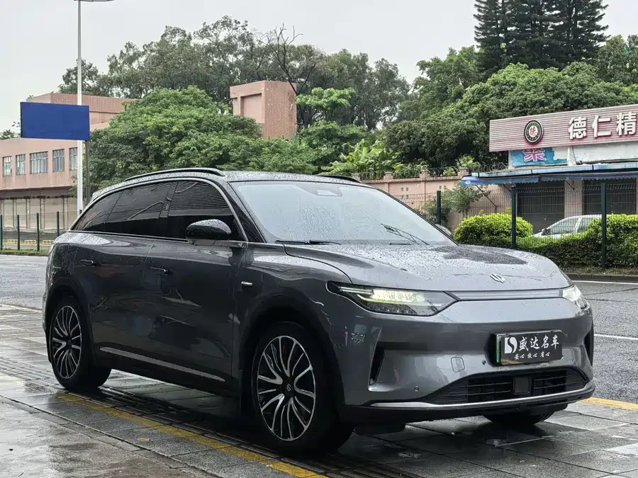 Leapmotor C11