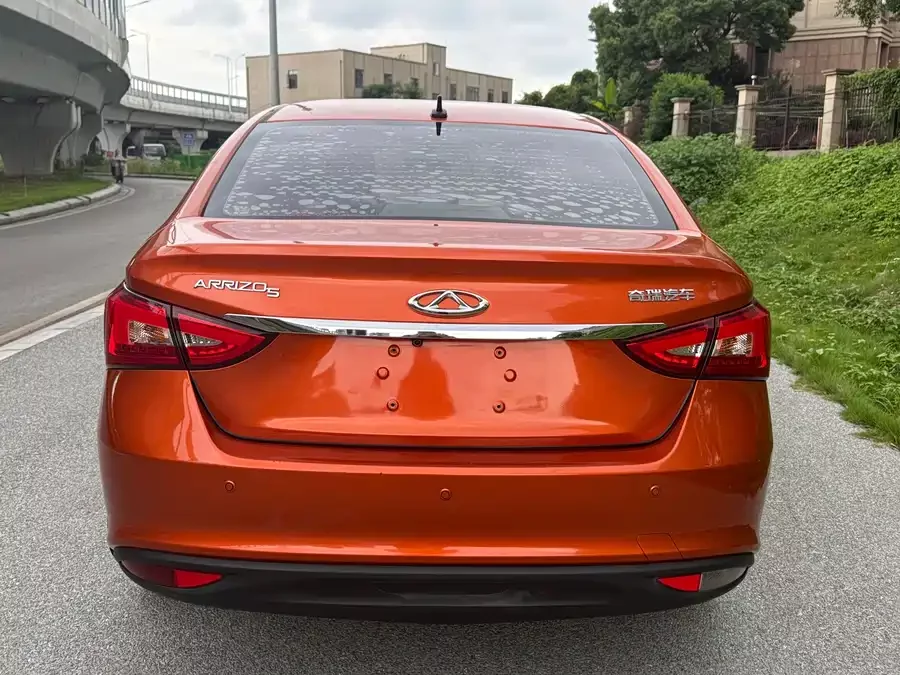 Chery Arrizo 5