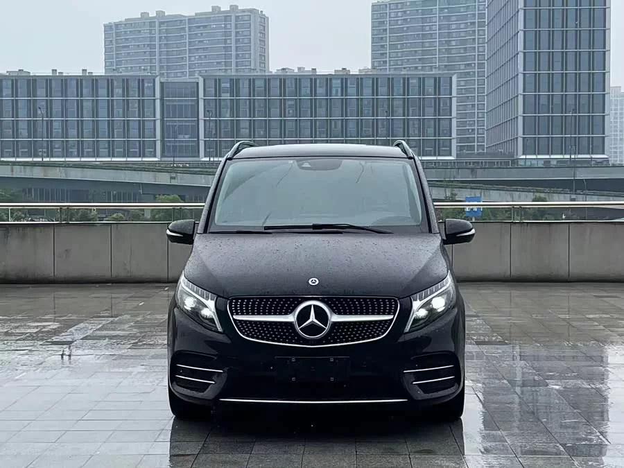 Mercedes Benz Class V