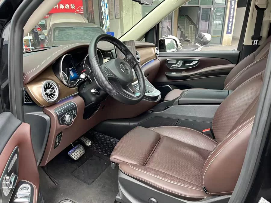 Mercedes Benz Class V