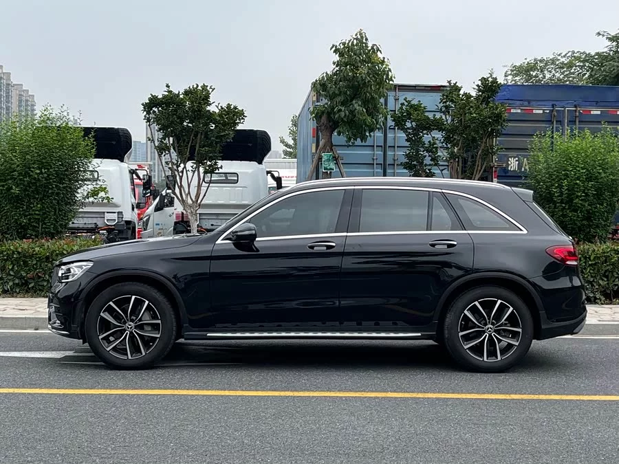 Mercedes Benz GLC